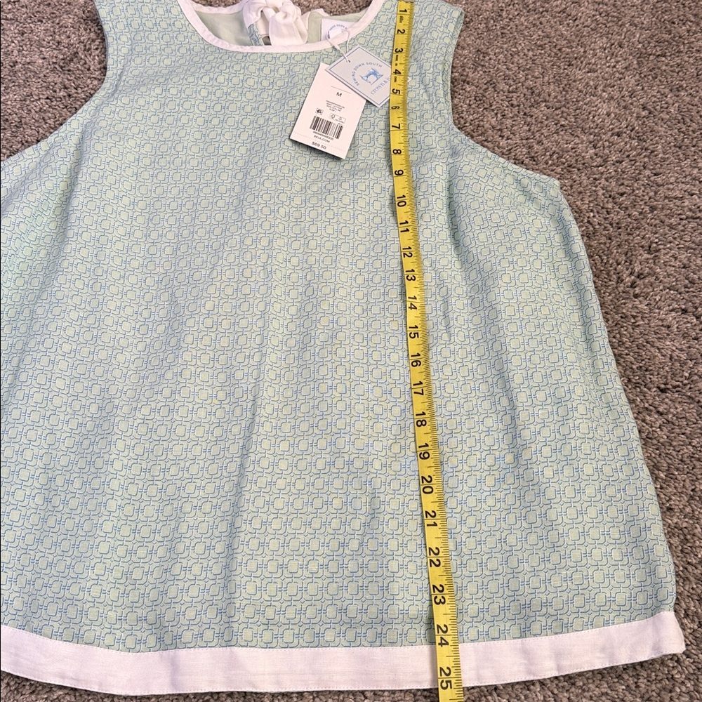 Crown and Ivy NWT “Sewing Down South” adorable lined Swing Top, Med - Picture 5 of 6